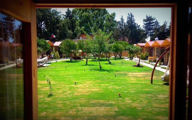 Pitos Bungalows