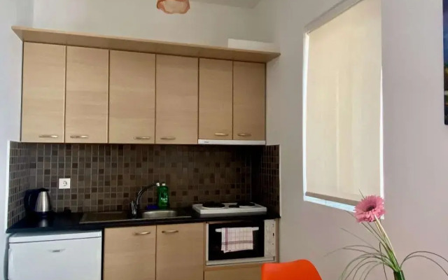 Manolis Apartments