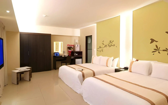 Kiwi Express Hotel - Kaohsiung Station