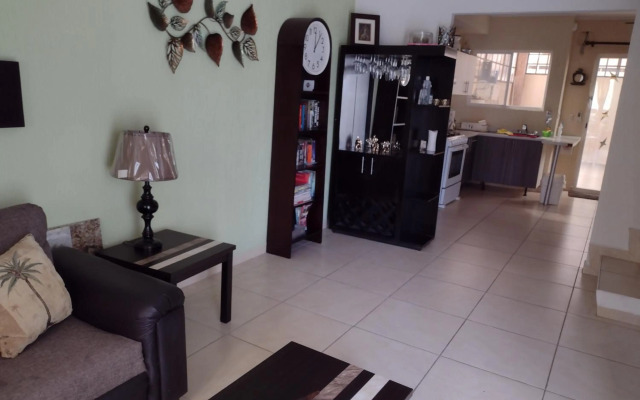 Casa nueva en Olivos 3, excelente ubicación