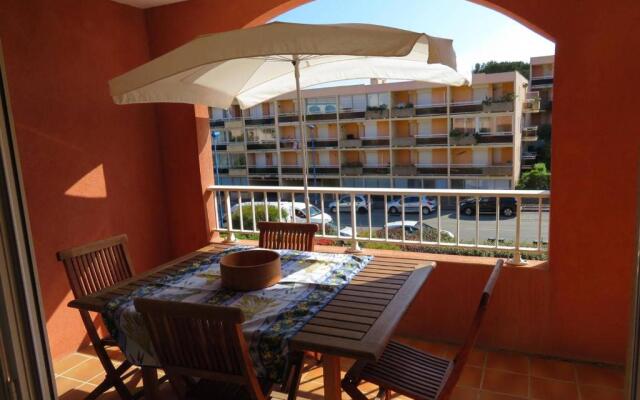 Appartement Bormes-les-Mimosas, 2 pièces, 5 personnes - FR-1-610-12