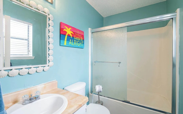 Rum Runner's Retreat - Miramar Beach