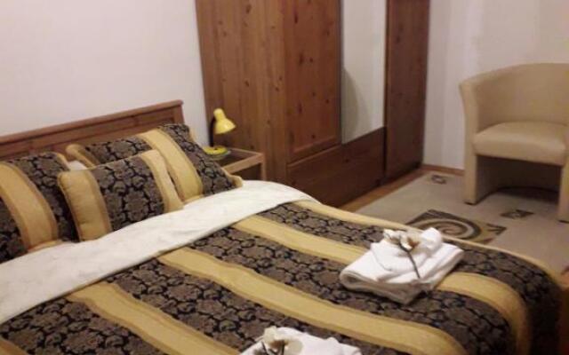 Seven Heaven Warsaw/Siódme Niebo Warszawa