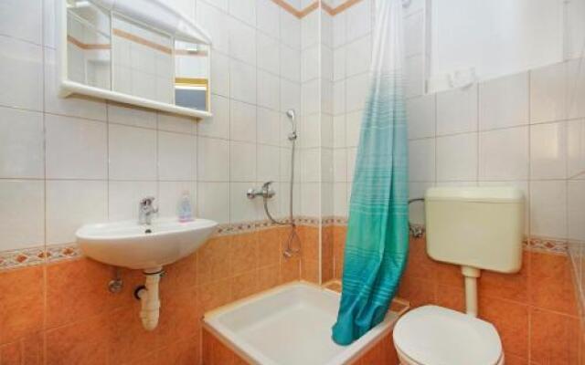 Apartments Makarska