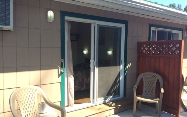 Johnny's Motel