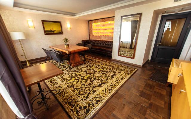 Best Western Plus Burlington Inn & Suites