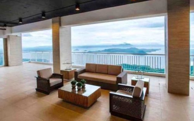 Wind Residence With View Of Taal Lake