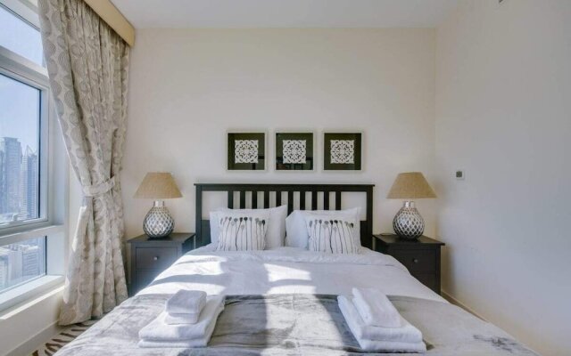 Stylish Apartment With the Best Burj Views