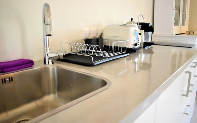 Acropolis Suites