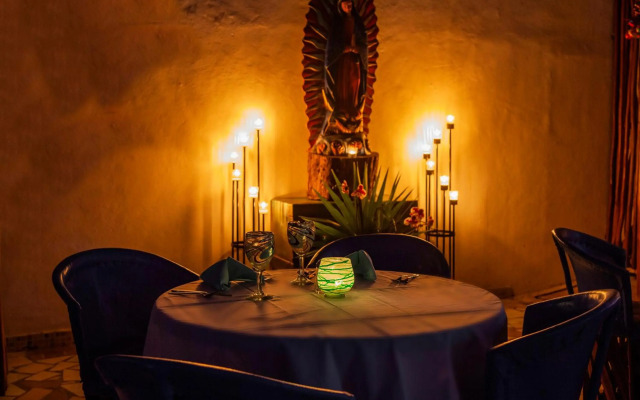 Mestizo Gallery