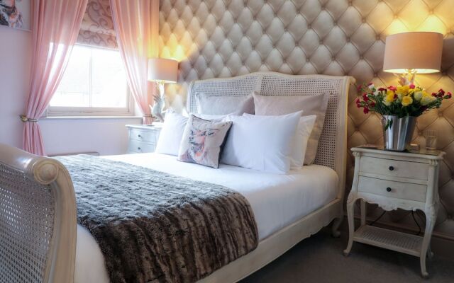 The Kingsbury at No7 & No8