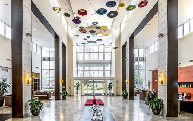 Embassy Suites Newark Airport