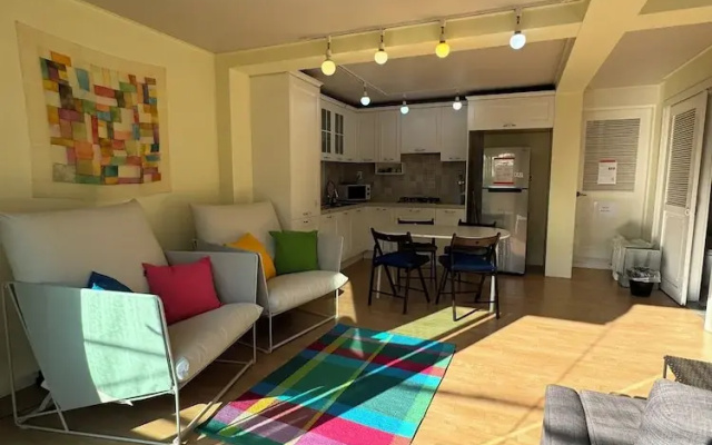 Hongdae Private Guesthouse