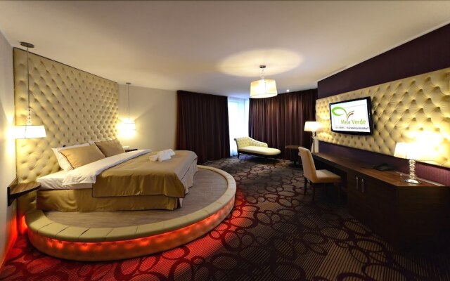 Hotel Mela Verde