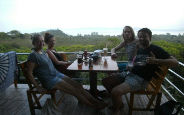Lamai Koh Phayam Resort