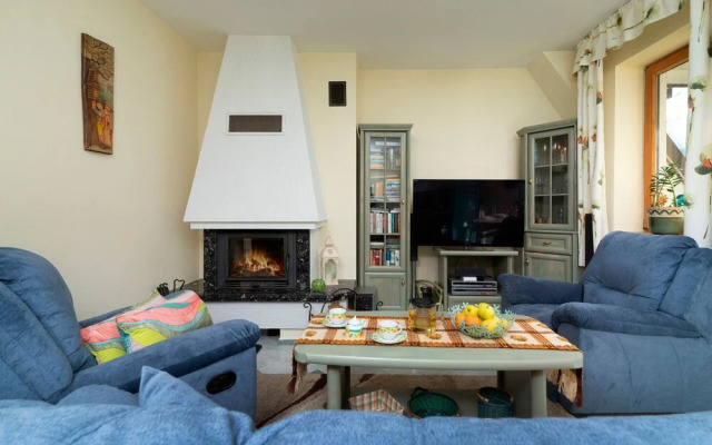 Mountain View Czajki by Renters