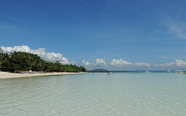 Dumaluan Beach Resort