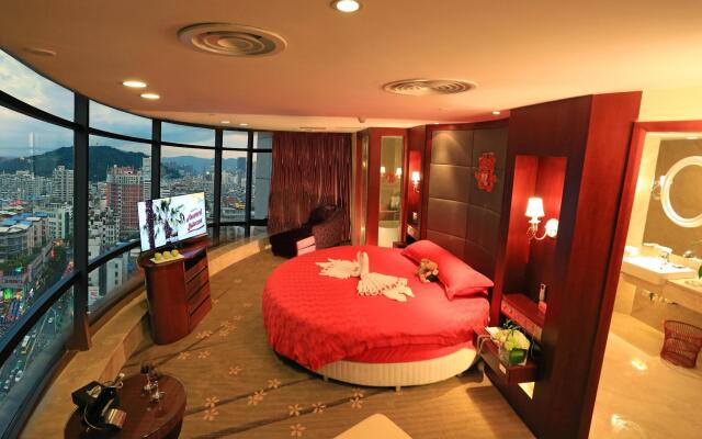 Ramada Longyan