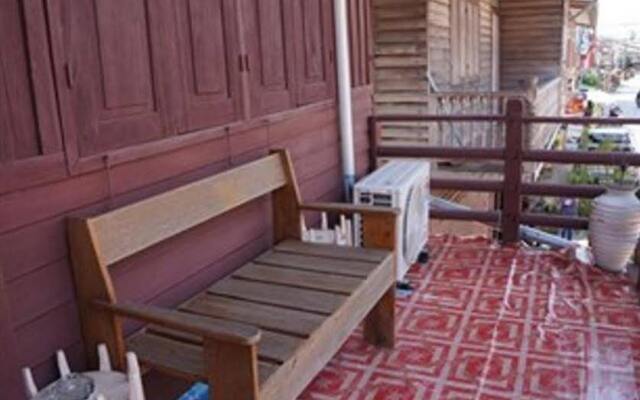 URO Friendship Guesthouse