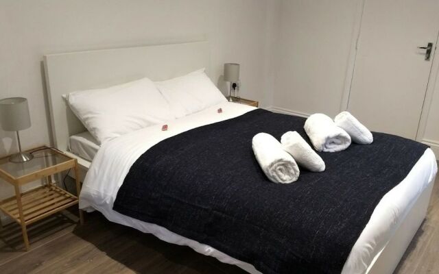 Charmstay Apartments