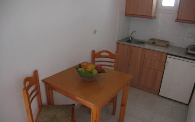 Thomatos Beach Apartments Fanari