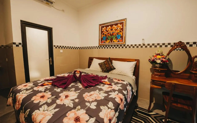 Dados Guest House – Guest Rooms – Tibubeneng