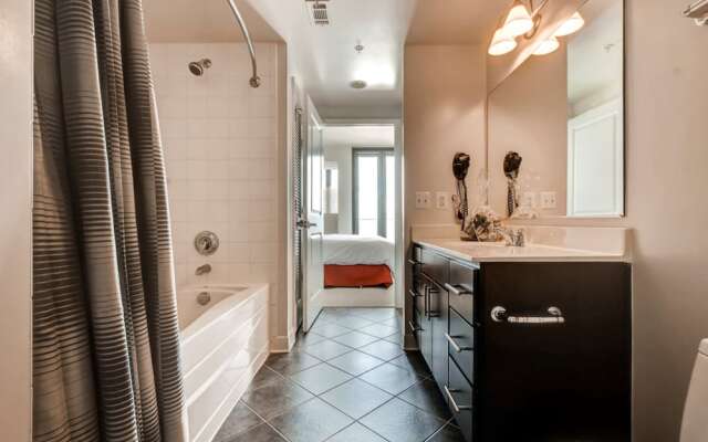 Bluebird Suites in Pentagon City