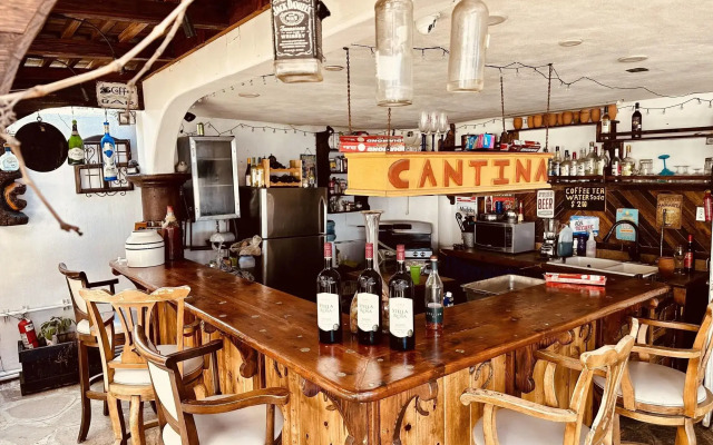 Casa Playa Baja