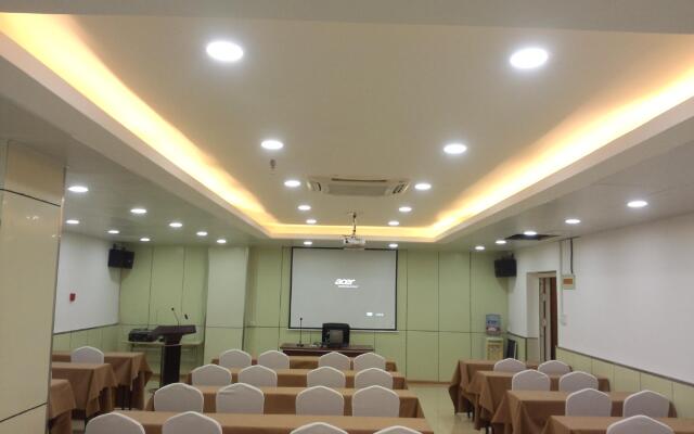 Hanting Hotel Jinan Dikou Road Long Distance Bus Terminal