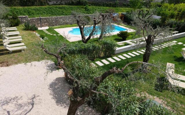 Borgo degli Ulivi Residence di Olympic Garda Lake