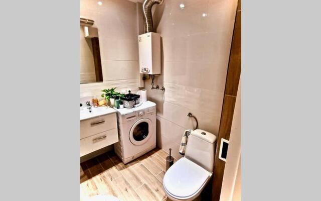 Charming Local Apartment In The City Center