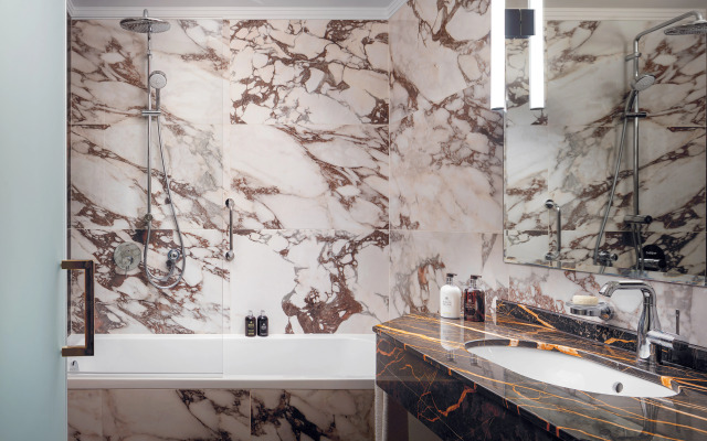 Allure Hotel & Residence Prague