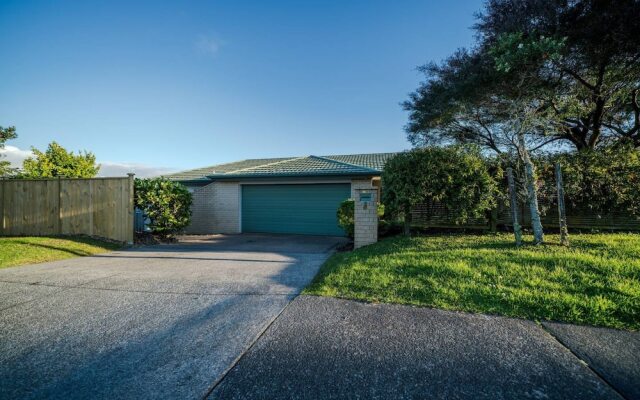 Windsor Park Spacious & Modern 3 bedrooms House