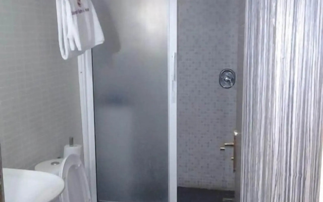 Thornberry Savannah Suite Hotel