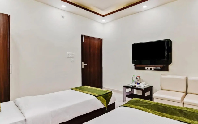 Treebo Resto- Near Lucknow Railway Station