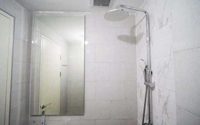 Comfy Studio (No Kitchen) Apartment At Benson Supermall Mansion