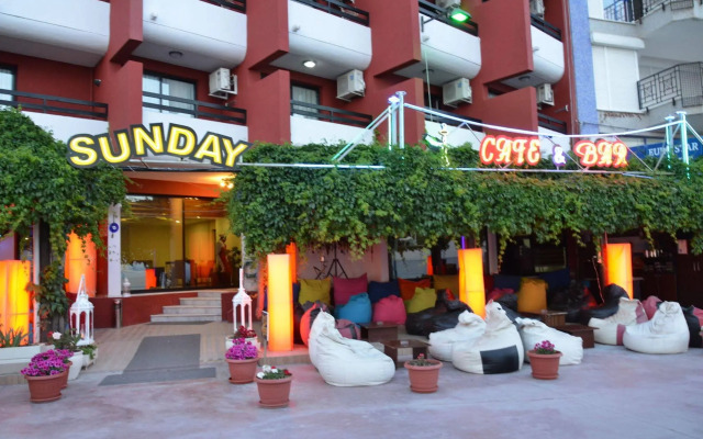 Sunday Beach Hotel
