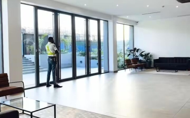 Peravi Suites at Loxwood