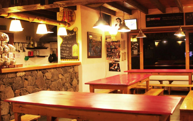 Hostel La Angostura