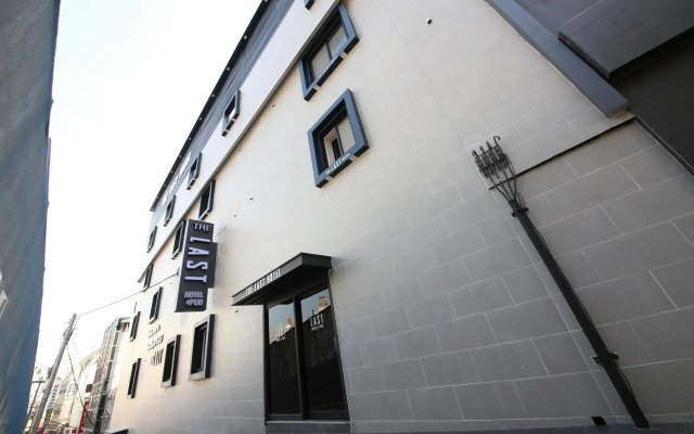 The Last Hotel