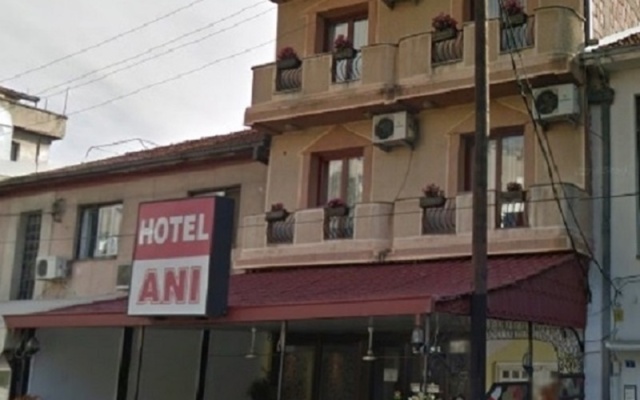 Ani Hotel