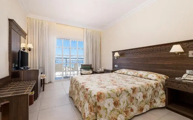 Anais Bay Apartment
