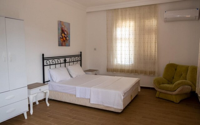 Flat 5 km to Beach With a View in Marmaris