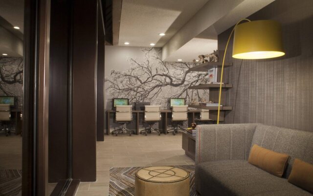 Courtyard by Marriott Austin-University Area