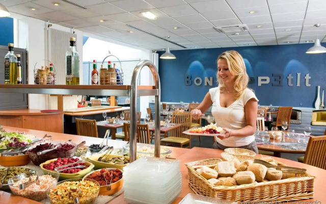 ibis Paris Coeur d'Orly Airport