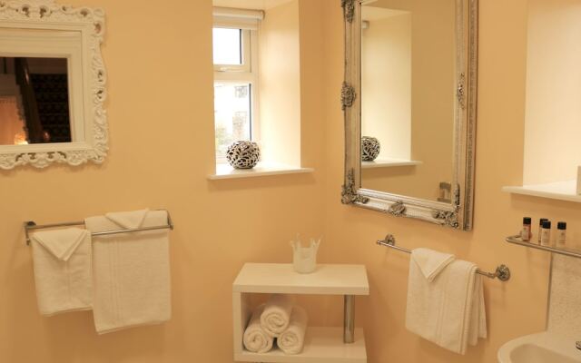 Station B&B