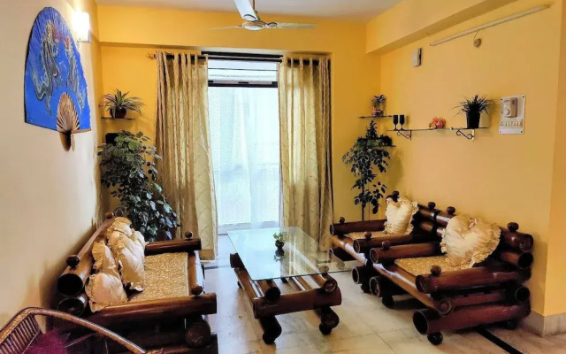 Cozy Guwahati Apartment With City & Mountain Views