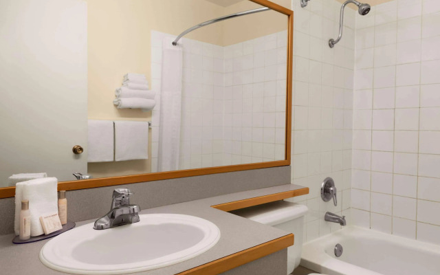 Travelodge by Wyndham Quesnel