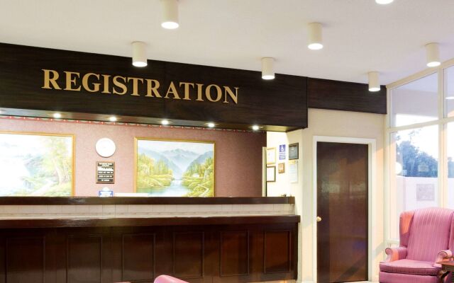 Motel 6 Raleigh, NC – Downtown South