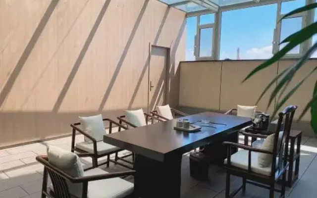 Longkou Hotel Longgang